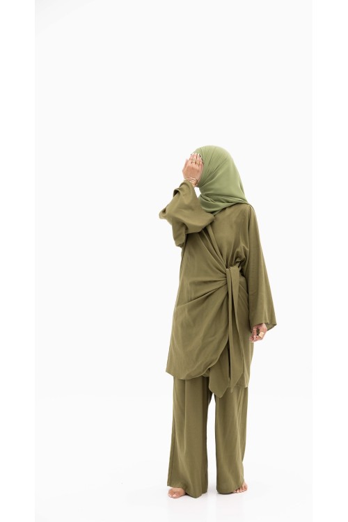 Ensemble Anita en lin olive
