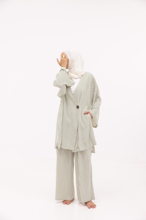 Ensemble Laha En lin rayé olive